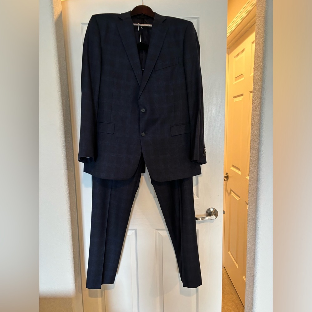 Brooks Brothers Men's Navy Plaid Suit